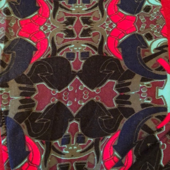 Lularoe OS Legging - Picture 3 of 3